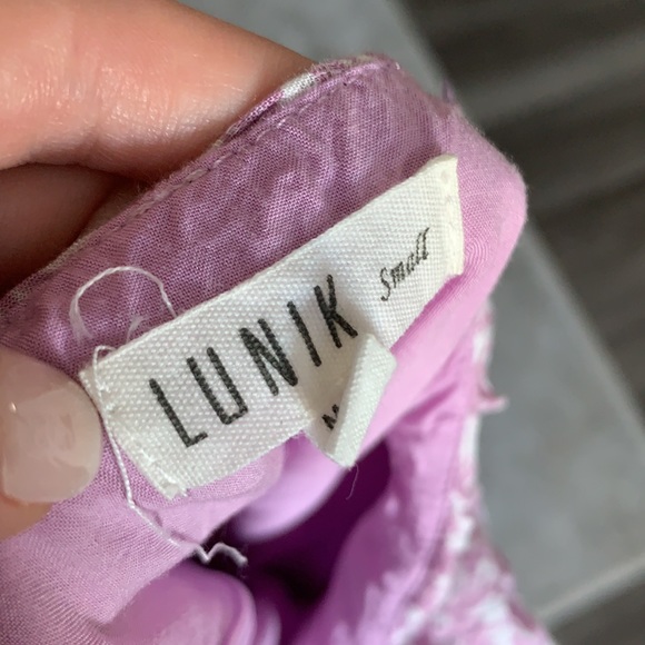 Lavender Purple Feather Patterned V Mini Dress - Picture 4 of 4